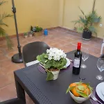 Hostel Singularstays Botanico 29 Valensiya