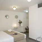 Hostel Singularstays Botanico 29 Valensiya